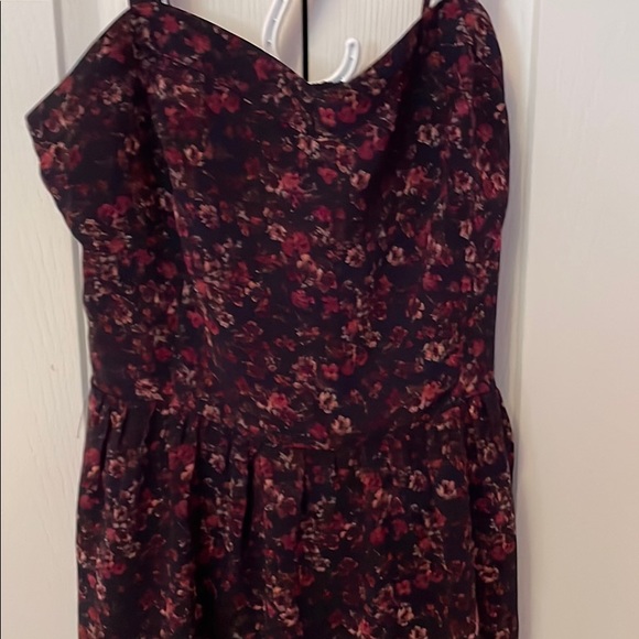 Garage Summer Dress - Picture 2 of 5